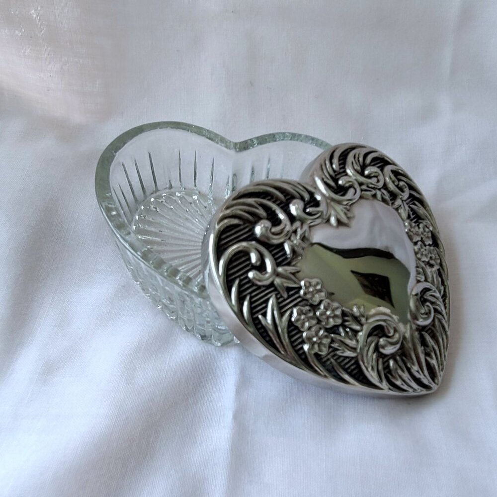 Romantic Glass Heart Trinket Box with Silver Plated Lid-Vintage